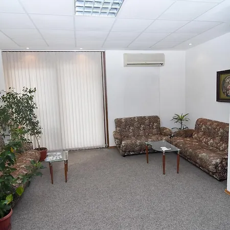 מלון Family Saint Iliya 3*