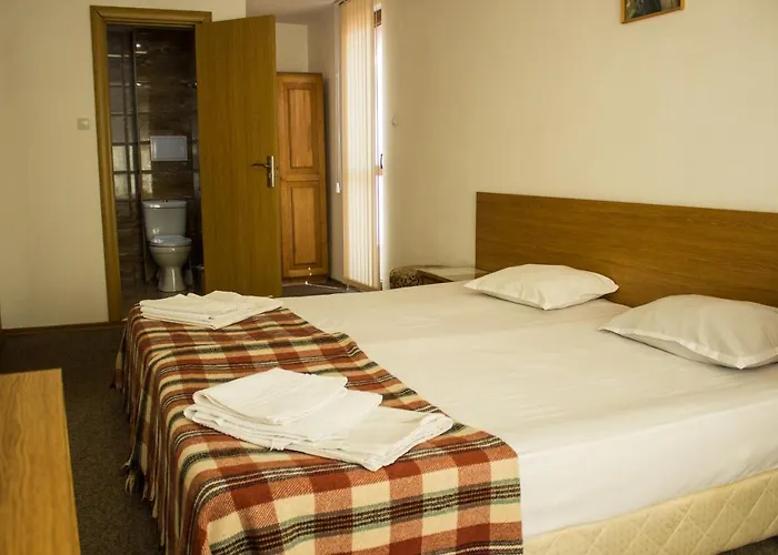 семеен свети илия 3*